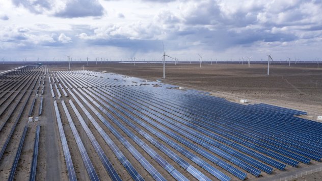 По голямата част от огромния проект на Китай за възобновяема енергия
