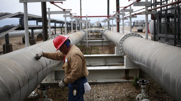 САЩ се превърнаха в световен петролен барел от последна инстанция
