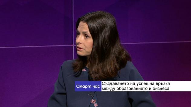 Доц. д-р Емилия Занкина, първи зам.-ректор &quot;Научна дейност&quot; и преподавател по Политически науки в Американски университет в България. Снимка: Bloomberg TV Bulgaria 