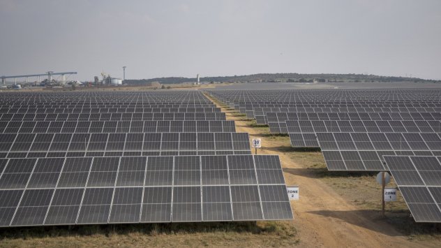 Когато Абрахам Кеймбридж лети до Южна Африка през 2014 г