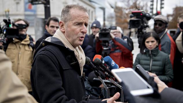 Изпълнителният директор на Volkswagen Херберт Дийс. Снимка: Andrew Harrer/Bloomberg