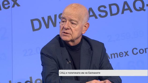 Проф. Боби Бобев, бивш посланик на България в Албания и Косово. Снимка: Bloomberg TV Bulgaria 