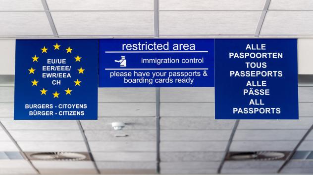 ЕС планира да остави външните си граници затворени до юли 