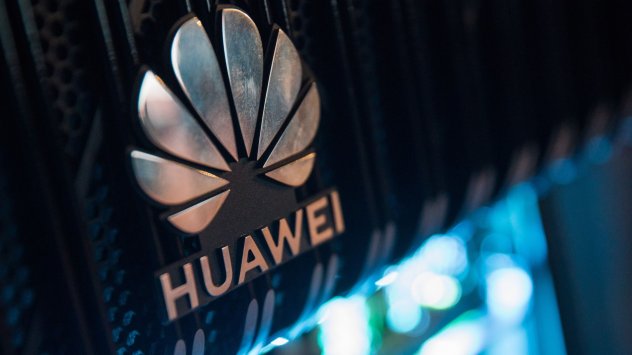 Китайските технологични гиганти Huawei Technologies Co. и ZTE Corp. вече
