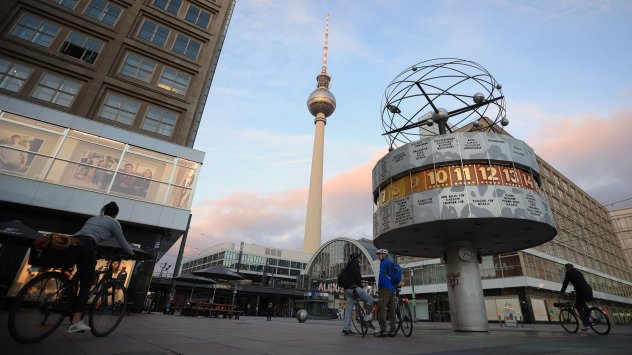 Европейските правителства са изправени пред избор какъв вид криза да