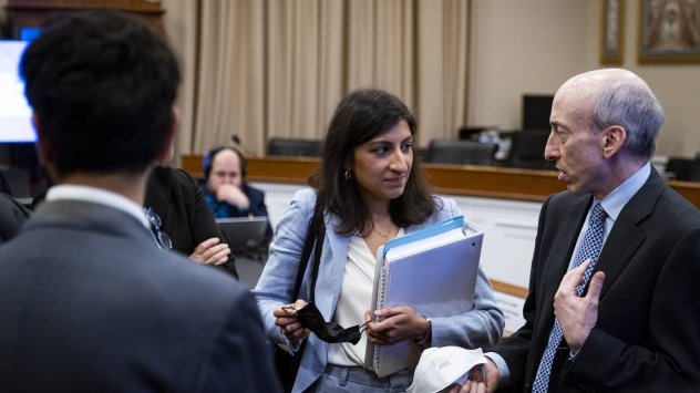 Лина Хан и Гари Генслер. Снимка: Bloomberg