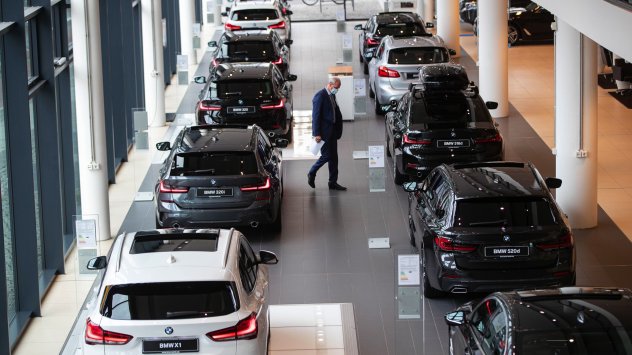 Продажбите на автомобили в Европа намаляха за седми пореден месец
