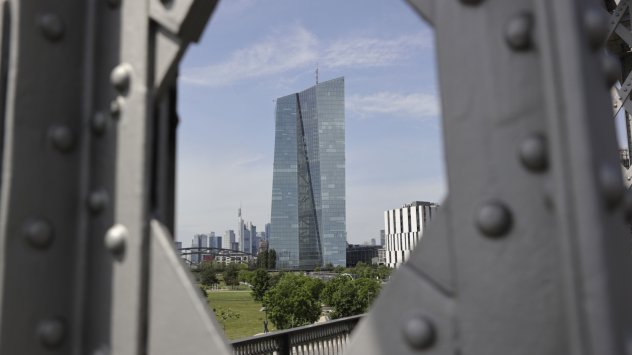 Ястребите в Европейската централна банка целят да започнат да освобождават