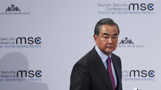 Започна европейската обиколка на китайския външен министър