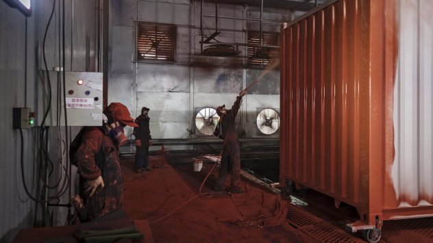 Връзките които свързваха световната икономика и доставяха стоки в изобилие