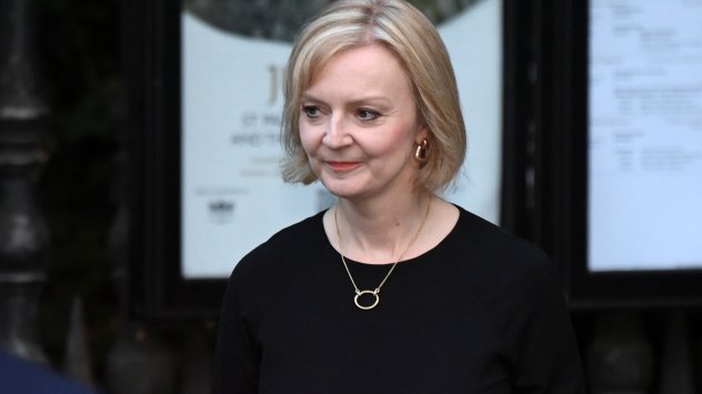 След траурния период и държавното погребение на кралица Елизабет II