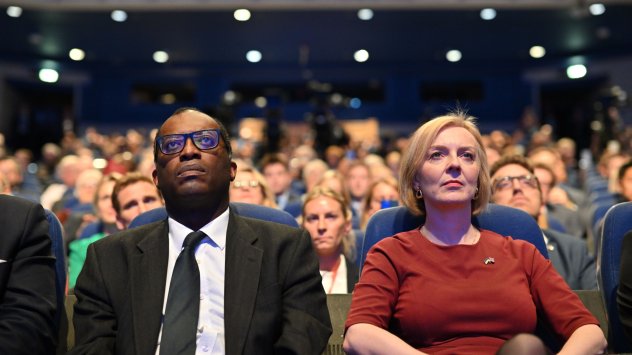 Куаси Квартенг беше уволнен след като неговият катастрофален минибюджет предизвика