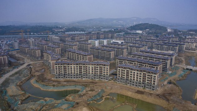 Китайският имотен бум създаде множество строителни компании които подобно на