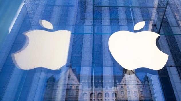 Apple Inc все още планира да представи първите си слушалки