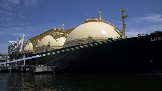 Shell ще се оттегли от руския проект за втечнен природен