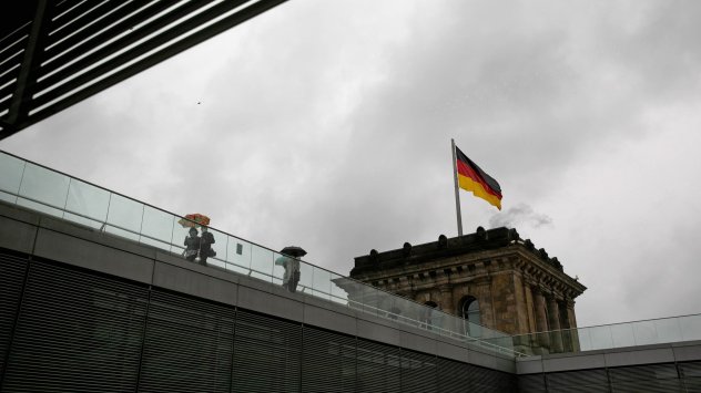 Германия подкрепя план който предвижда правилата за ограничаване на дълга