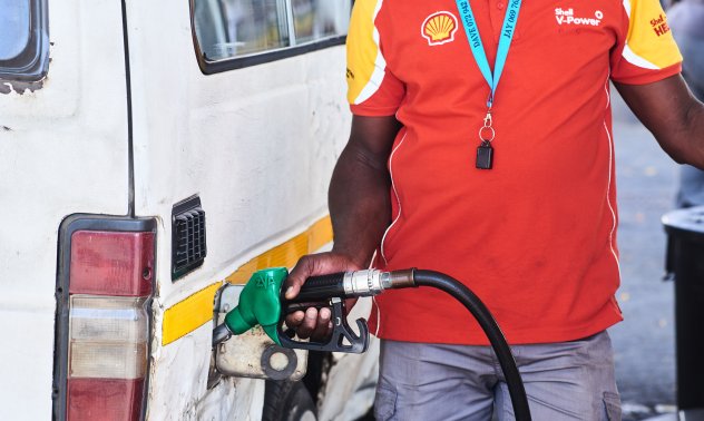 Eлектромобилите нямат значение — търсенето на петрол продължава да расте