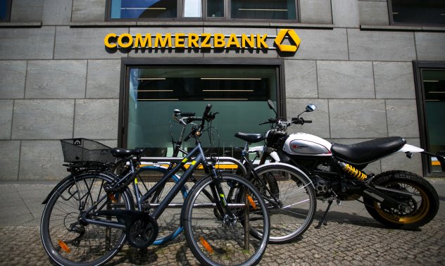 Олаф Шолц осъди опита за враждебно придобиване на Commerzbank