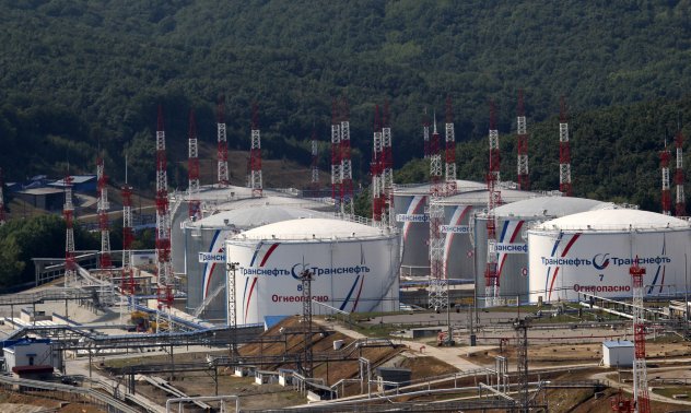 Украйна отново удари петролен терминал на Русия в Черно море