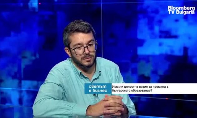 Образователната система не работи нито за най-мотивираните, нито за тези в лишения