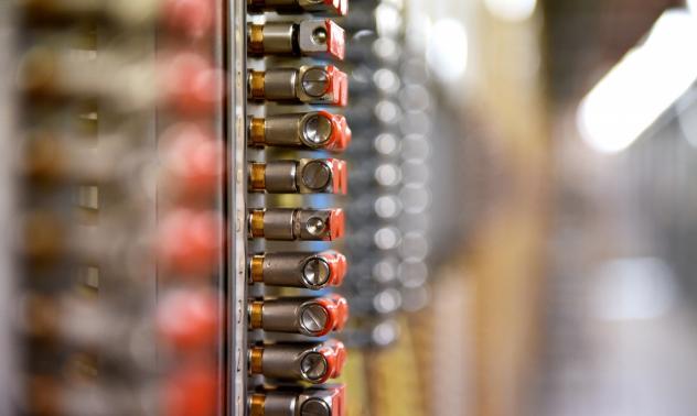 Vivacom с ръст на приходите, но спад на печалбата