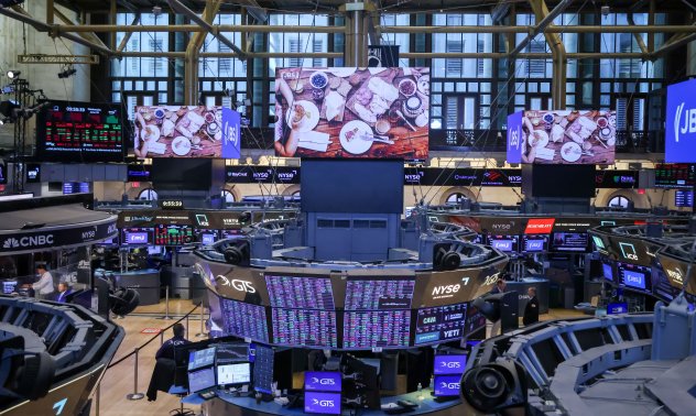 Индексът S&P 500 отбеляза най-доброто си тримесечие от 2023 г. насам