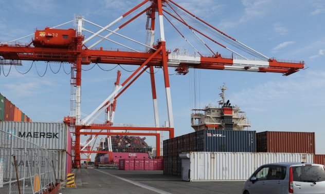 Най-амбициозният търговски проект в света е в застой заради сътресенията в Близкия изток