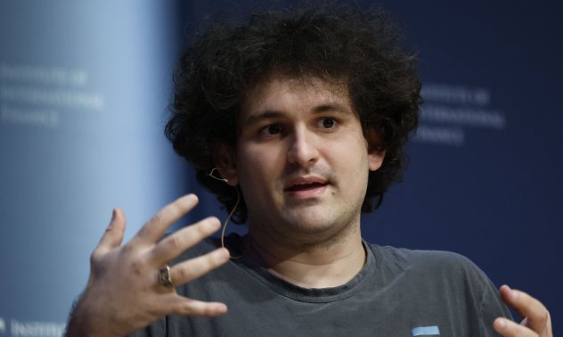 Binance се отказа да купува криптоборсата FTX, която има недостиг от $8 млрд. 