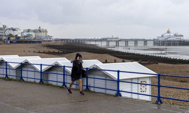 Британската криза с разходите за живот ще отслабне за първи път от две години