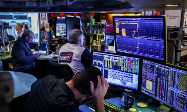 Акциите са пред "критична точка", докато тестват ключови прагове