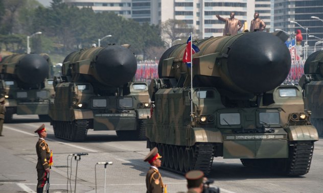 Ракетите на Путин не успяха срещу Patriot в Украйна, ще успеят ли тези на Ким