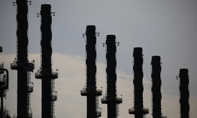 Пораженията от Айда все още влияят върху цените на петрола