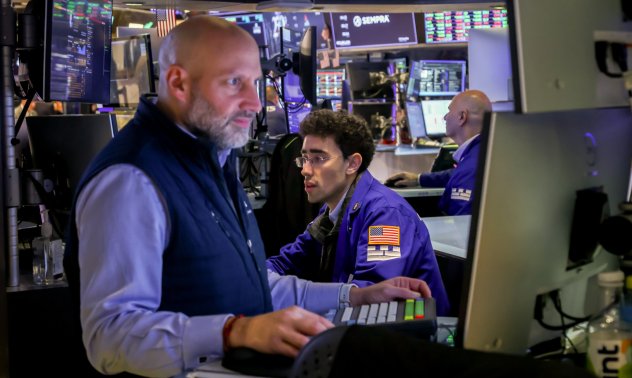 Пазарният срив се засилва, помитайки всичко - от технологии до крипто и злато