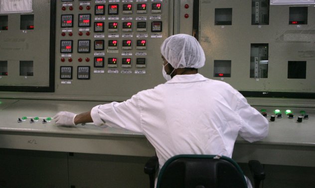 САЩ са внимавали да не ударят ядрените реактори на Иран, показват сателитни снимки