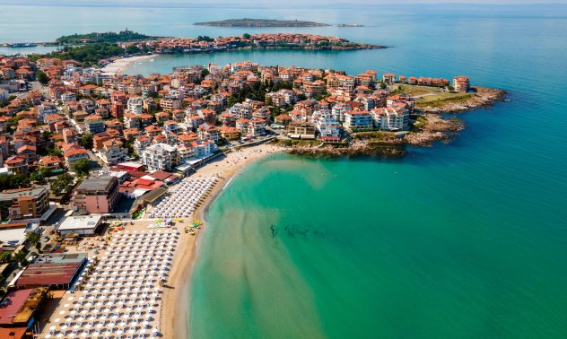 България трябва да работи за туризъм в четири сезона