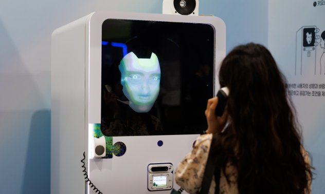 Huawei усилва натиска, Intel се завръща, а Европа е на резервната скамейка