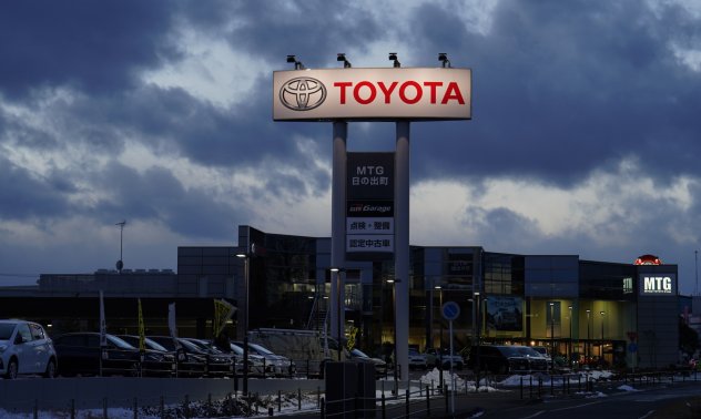 Акциите на Toyota поскъпват благодарение на оптимизма относно плановете за е-коли
