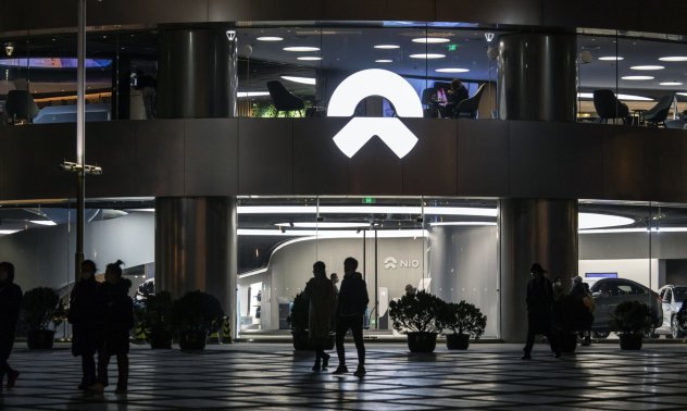Производителят на електромобили Nio обмисля още съкращения на персонала си