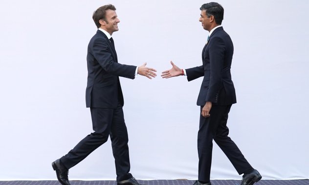 Лондон и Париж търсят помирение след Брекзит на фона на множеството кризи 