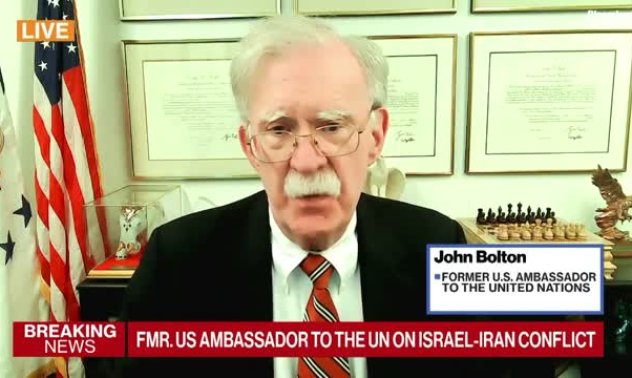 Болтън: Израел може ефективно да разруши обекта в Натанц