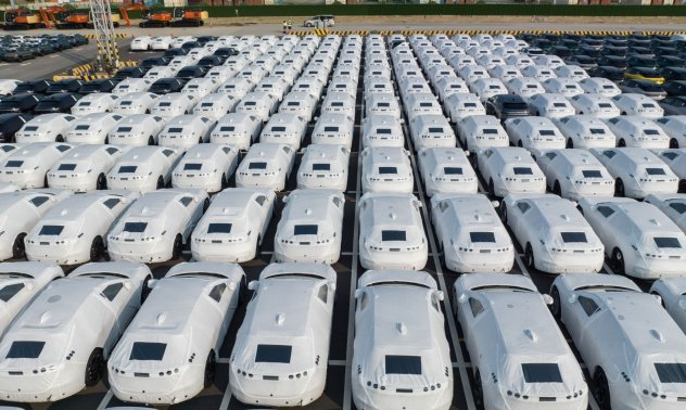 Руските магнати поглеждат към Китай, за да спасят разбитата автомобилна индустрия