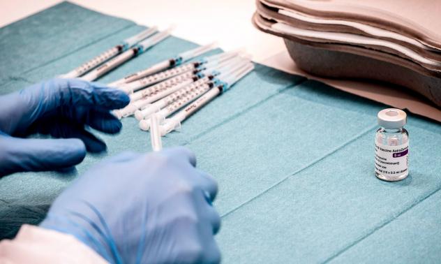 Дания прекрати временно употребата на ваксината на AstraZeneca 