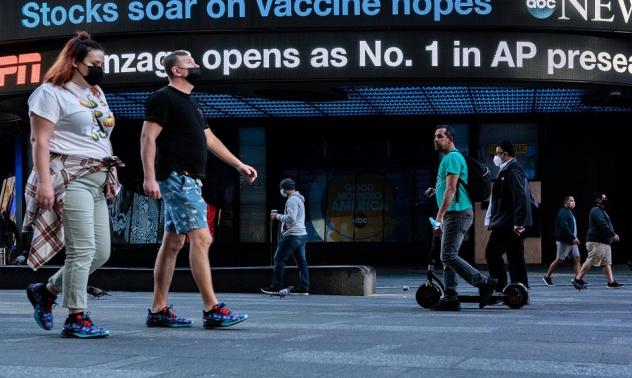 Еуфорията около ваксината на Pfizer в графики