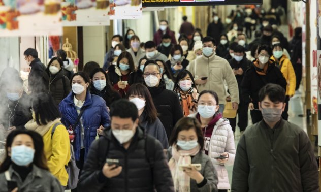 Висш медицински съветник на Китай: Рисковете от Omicron са същите като при грип