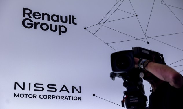 Renault отчита счетоводна загуба от $11 милиарда долара от дела си в Nissan