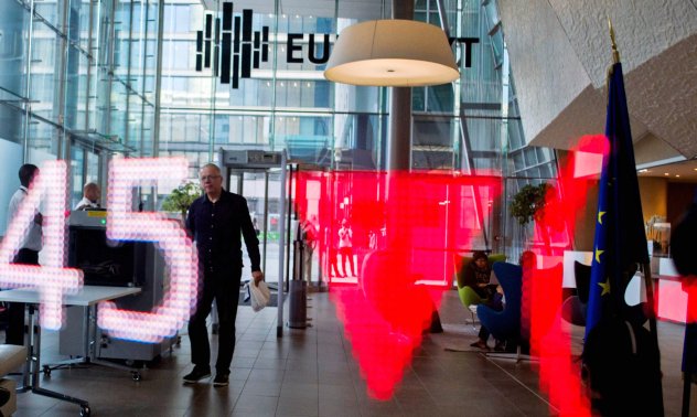 Европейските борси започват трудно декември, но има поводи за оптимизъм