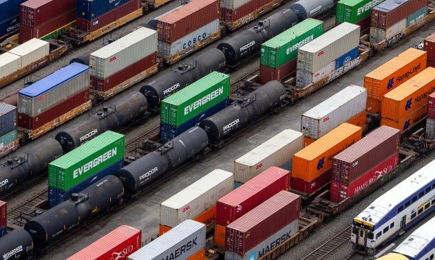 Канада премахва дигиталния данък, за да възобнови търговските преговори със САЩ