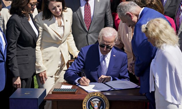 Заради AI привикват шефовете на Google, Microsoft, OpenAI и Anthropic в Белия дом