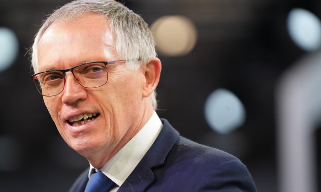 Карлос Таварес с оферта за португалска авиокомпания