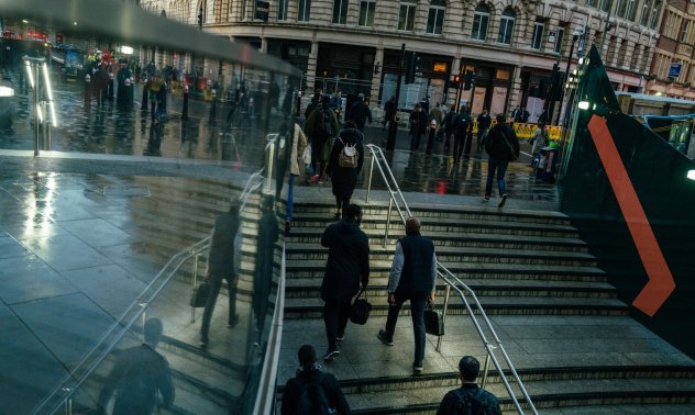 След тестoве на четиридневна работна седмица фирмите казват, че не искат да спрат